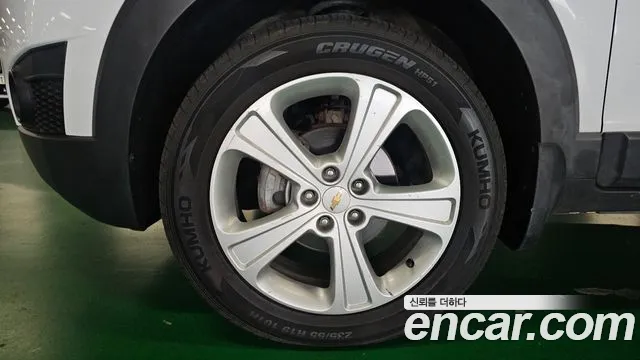 ChevroletGMDaewoo Captiva 2012 thumb 5