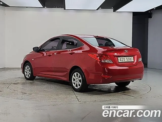 Hyundai Accent 2014 thumb 3