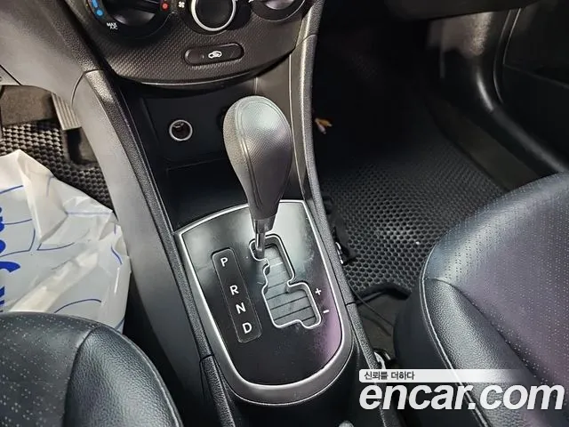 Hyundai Accent 2014 thumb 8
