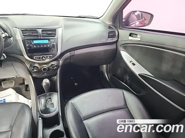 Hyundai Accent 2014 thumb 10