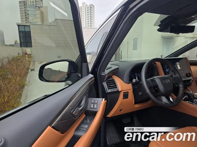 Toyota Alphard 2025 thumb 8