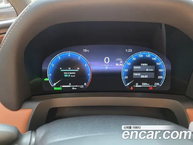 Toyota Alphard 2025 thumb 10
