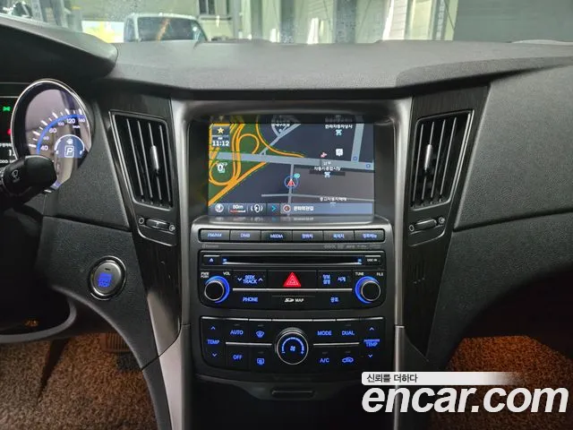 Hyundai Sonata 2012 thumb 10