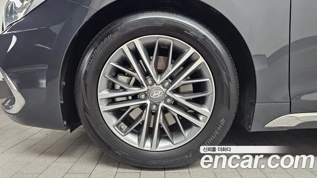 Hyundai Grandeur 2018 thumb 5