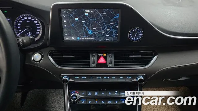 Hyundai Grandeur 2018 thumb 12