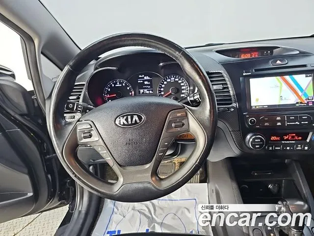 Kia K3 2013 thumb 9