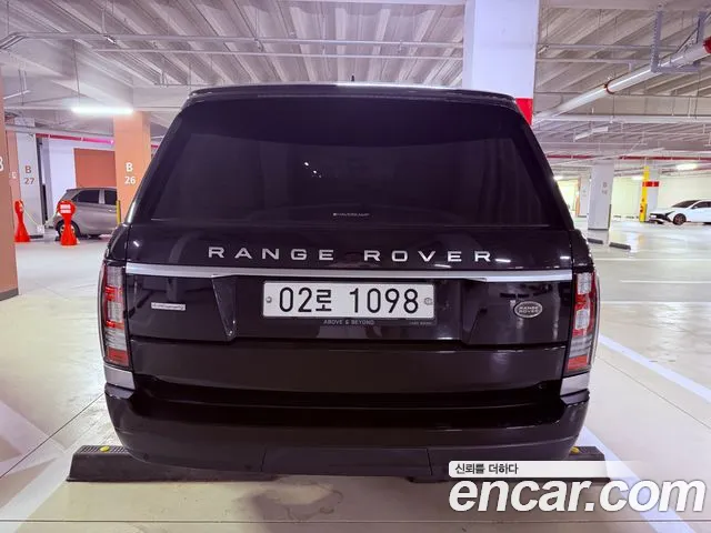 Land Rover Range Rover 2017 thumb 4
