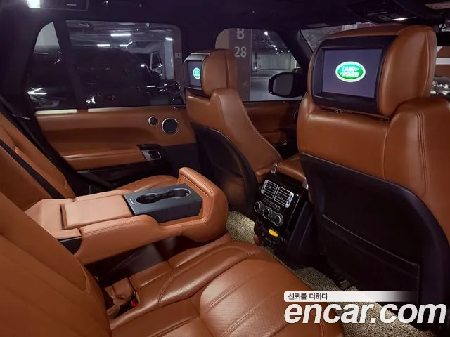 Land Rover Range Rover 2017 thumb 10