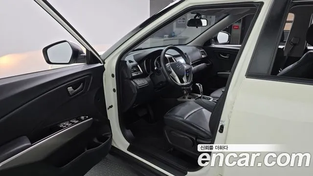 KG_Mobility_Ssangyong TIBOLI 2017 thumb 10