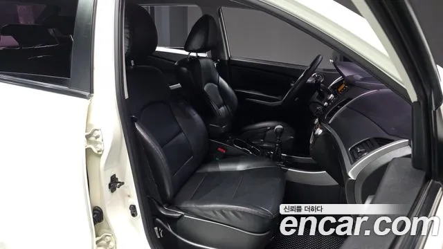 KG_Mobility_Ssangyong KORANDO 2014 thumb 11