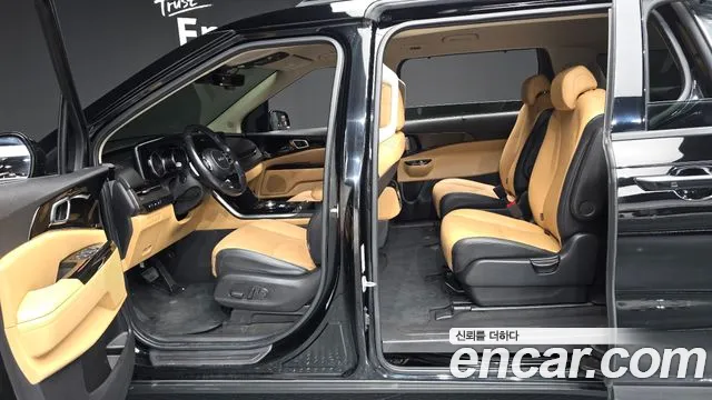 Kia Carnival 2022 thumb 11