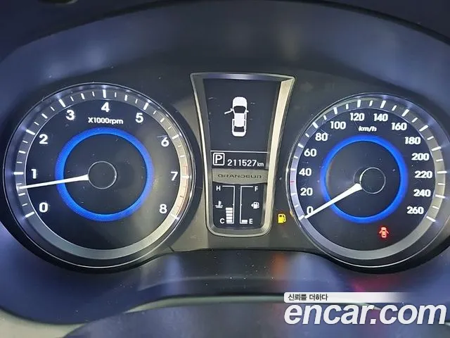 Hyundai Grandeur 2012 thumb 7