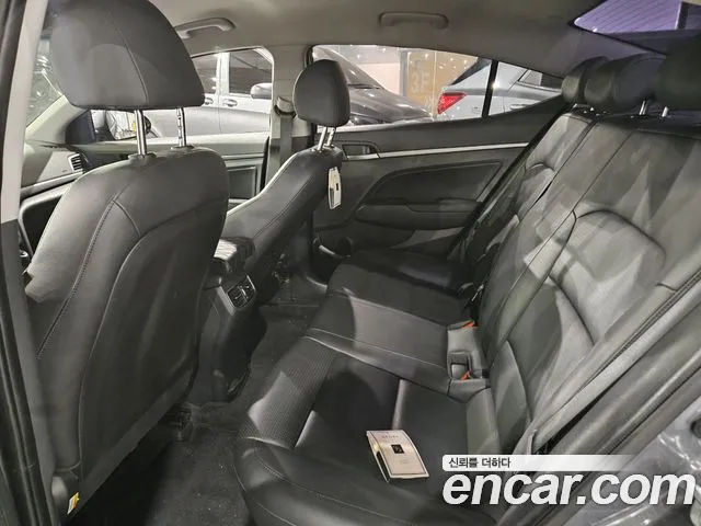 Hyundai Avante 2016 thumb 7