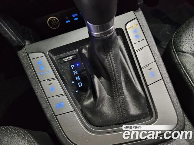Hyundai Avante 2016 thumb 9