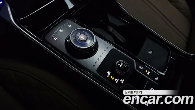 Kia Sorento 2024 thumb 8