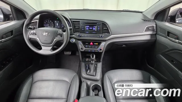 Hyundai Avante 2016 thumb 7
