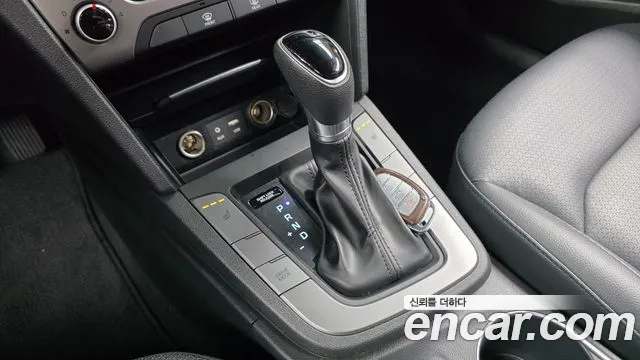 Hyundai Avante 2016 thumb 9