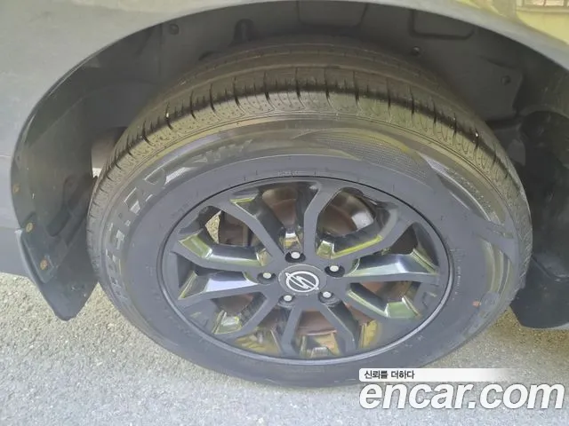 KG_Mobility_Ssangyong KORANDO 2015 thumb 5