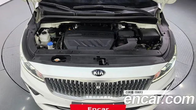 Kia Carnival 2018 thumb 6