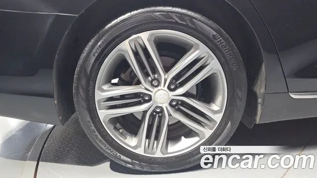 Hyundai Grandeur 2017 thumb 5