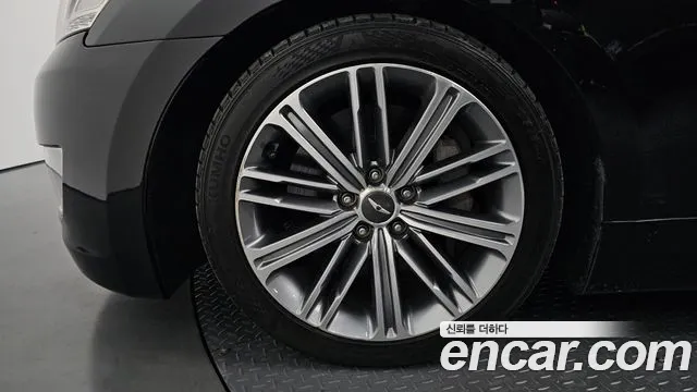 Hyundai Equus 2015 thumb 4