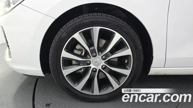 Hyundai i30 2017 thumb 5