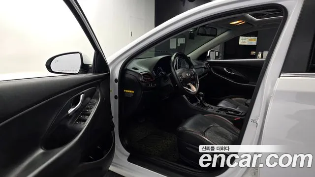 Hyundai i30 2017 thumb 10