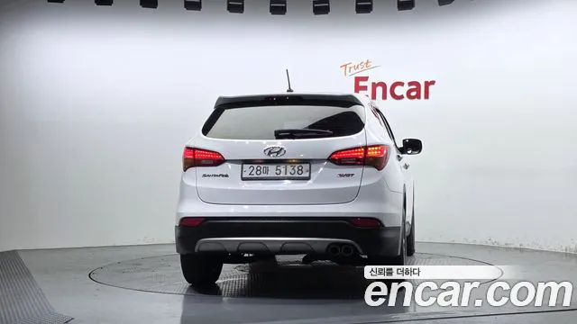 Hyundai Santa Fe 2013 thumb 4