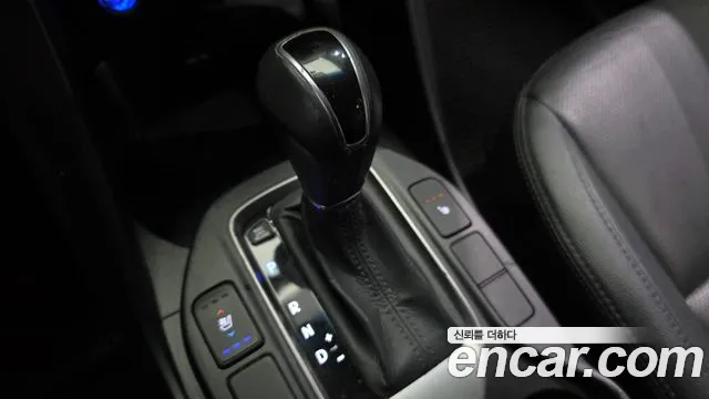 Hyundai Santa Fe 2013 thumb 9