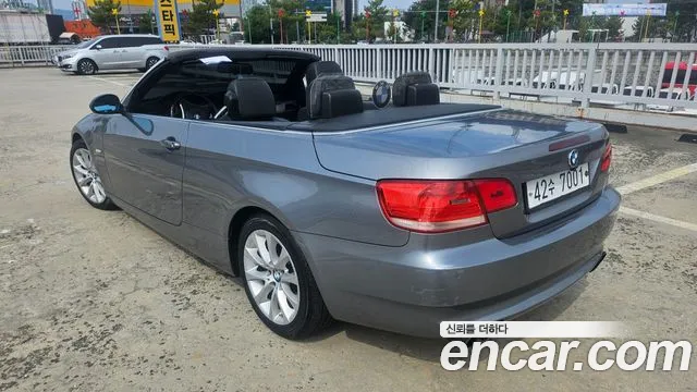 BMW 3-Series 2008 thumb 3