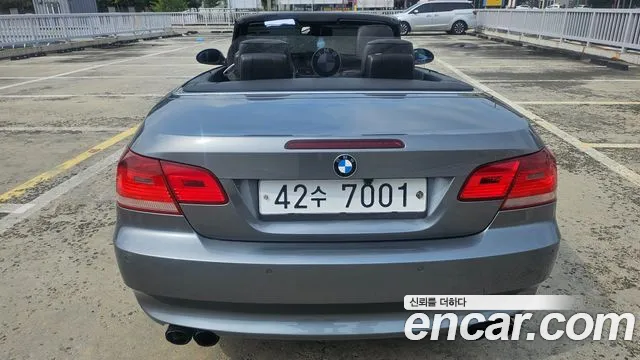BMW 3-Series 2008 thumb 4