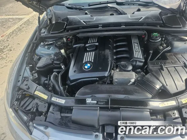 BMW 3-Series 2008 thumb 9