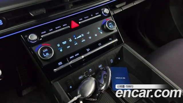 Hyundai Santa Fe 2025 thumb 9
