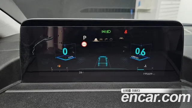 Hyundai Staria 2024 thumb 8