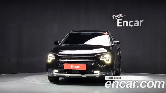 Kia Niro 2023 thumb 3