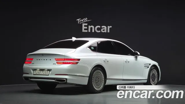 Genesis G80 2022 thumb 2