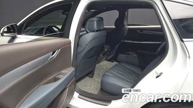 Genesis G80 2022 thumb 12