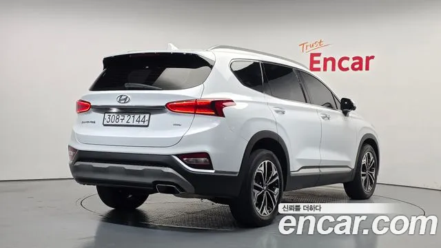 Hyundai Santa Fe 2020 thumb 2