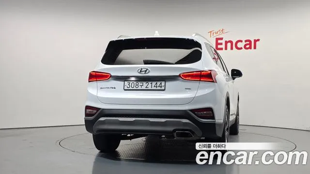 Hyundai Santa Fe 2020 thumb 4