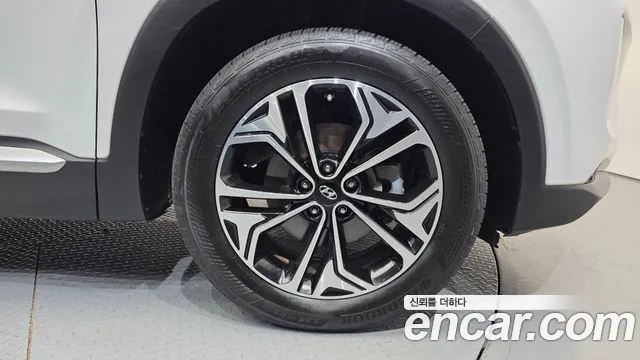 Hyundai Santa Fe 2020 thumb 5