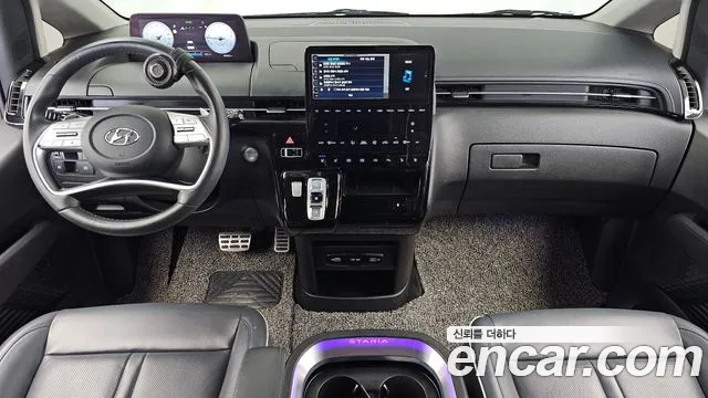 Hyundai Staria 2021 thumb 7