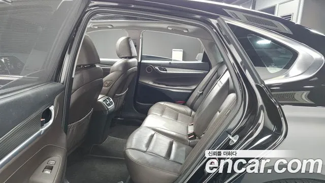 Hyundai Grandeur 2017 thumb 12