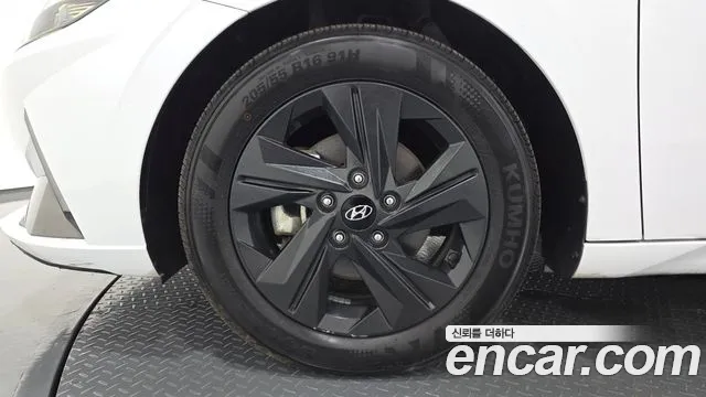 Hyundai Avante 2022 thumb 5