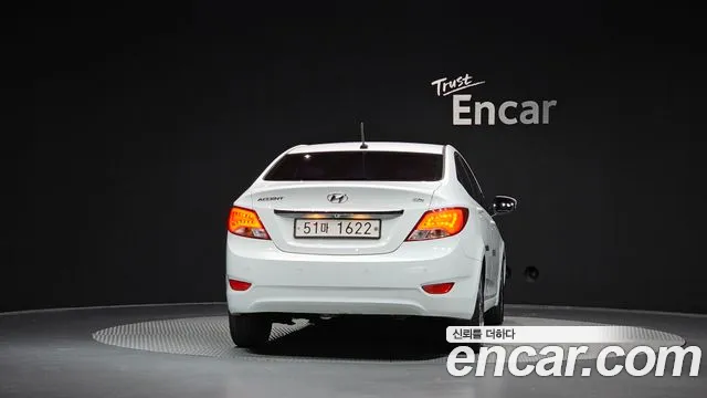 Hyundai Accent 2015 thumb 4