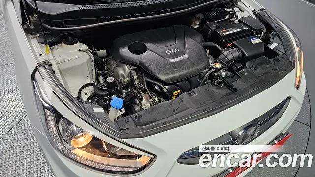 Hyundai Accent 2015 thumb 6