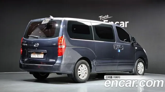 Hyundai Starex 2016 thumb 2