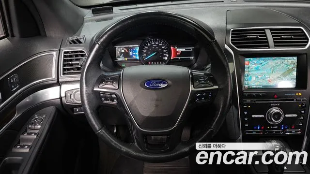 Ford Explorer 2018 thumb 12