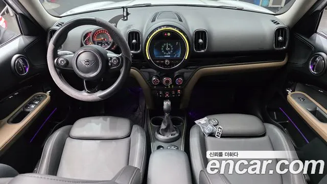 MINI Countryman 2019 thumb 7