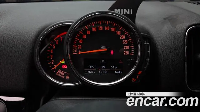 MINI Countryman 2019 thumb 8