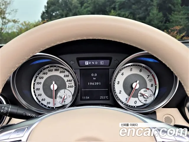 Mercedes-Benz SLK-Class 2011 thumb 10